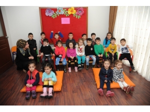 Altındağlı Kadınlardan Çocuklara Tiyatro