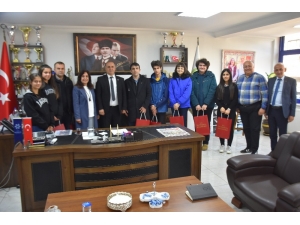 Başkan Kaya’dan Gençlere Destek