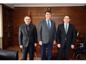 Başkan Dündar’dan Kaymakam Oral’a Ziyaret