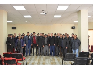 Beylikova’da Küçükbaş Hayvan Yetiştiricilerine Yönelik İlgilendirme Toplantısı Yapıldı