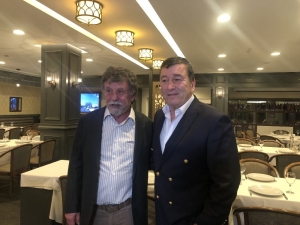 Faruk Eczacıbaşı: "Hande’nin Sakatlığının Üstesinden Birlikte Geleceğiz"