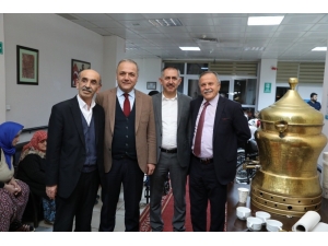 Üçok: “Yaşlılarımız, Geçmiş İle Geleceği Birbirine Bağlayan Değerlerimizdir”