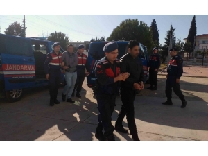 Polis Süsüyle Makedon Turistleri Gasp Eden 4 İranlı Tutuklandı