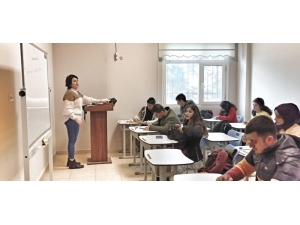 Kızıltepe Belediyesi Gençlik Merkezi 14 Bin Gence Hizmet Veriyor