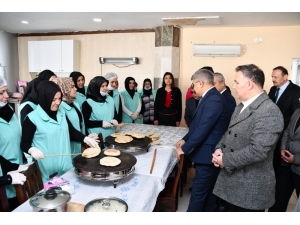 Vali Gürel’den Aşçı Yardımcılığı Kursuna Ziyaret