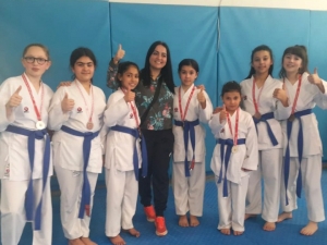 Şuhut’lu Karateciler Madalyalara Doymuyor