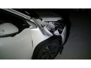 Bursa’da Karşıdan Karşıya Geçen Bir Kadına Otomobilin Çarptığı Feci Kazanın Kamera Görüntüleri Ortaya Çıktı