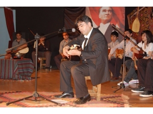 Müzik Öğretmeni Atölyesinde Ölü Bulundu