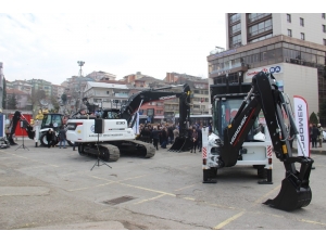 Yeni İş Makinaları Törenle Hizmete Girdi