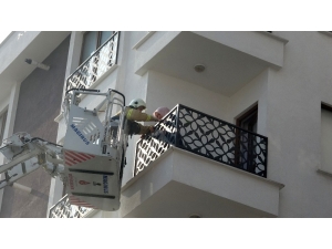 Sancaktepe’de Evin Alevlere Teslim Olduğu Anlar Kamerada