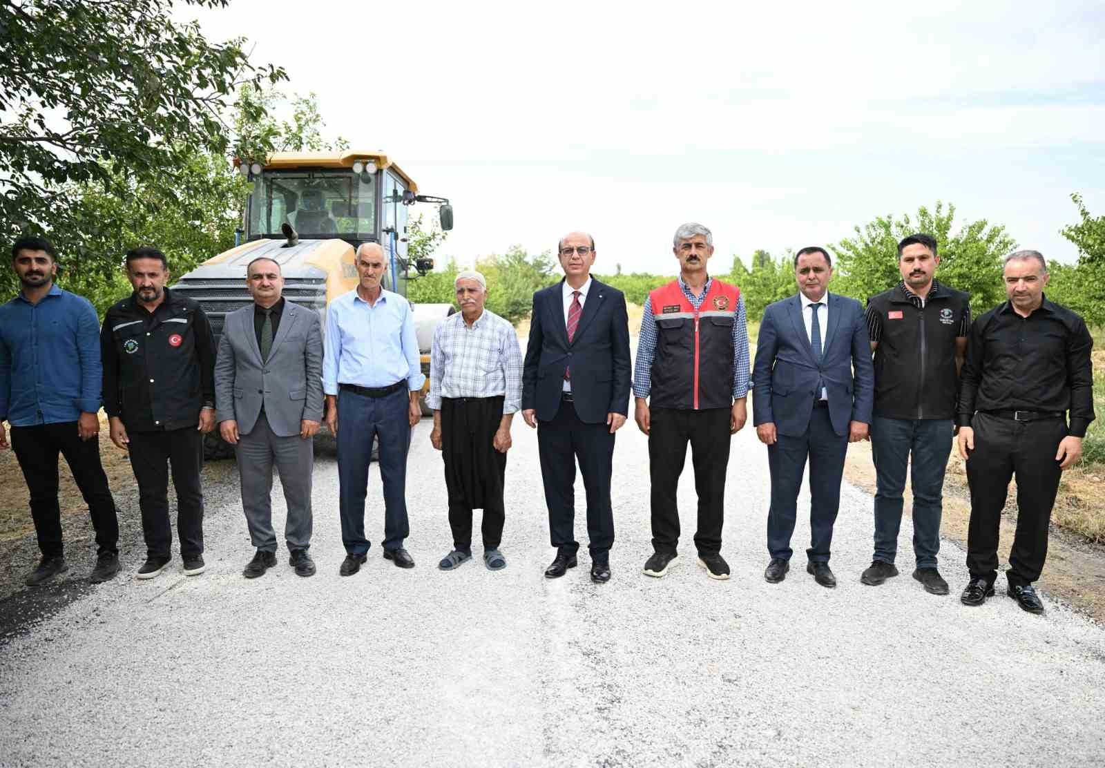 baskan-gecit-yesilyurt-un-her-noktasinda-calismalarimiz-devam-ediyor