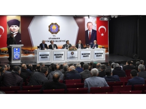 Vali Güzeloğlu: "2 Bin 158 Kilometre Yola Sıcak Asfalt Serilecek, Bu Bir Rekordur"