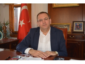 Ayvalık’ta Belediye Emeklilerinin Tazminat Coşkusu