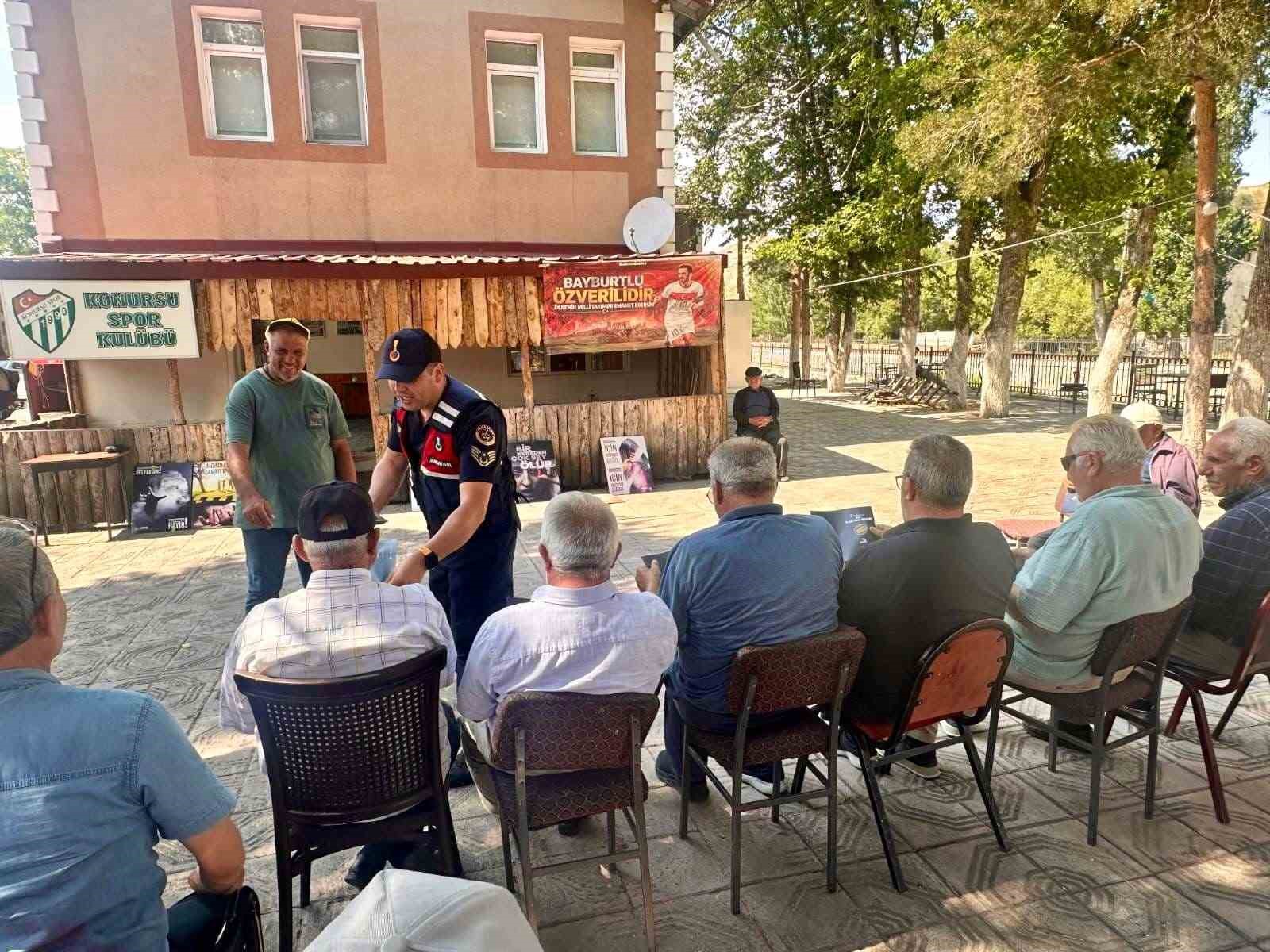 bayburt-ta-vatandaslara-aile-ici-siddet-ve-uyusturucuyla-mucadele-egitimi