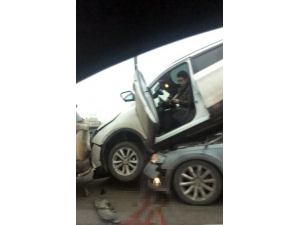 Rusya’da Kaza Yapan Araçlar Üst Üste Çıktı