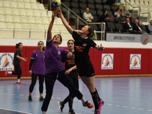 Başkan Uysal: "Hentbolda Uzun Vadeli Bir Yapılanma İçindeyiz"