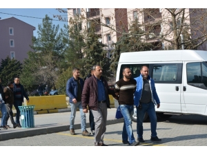 Yağma Ve Soygun Yapan Yabancı Uyruklulardan Oluşan Çete Çökertildi