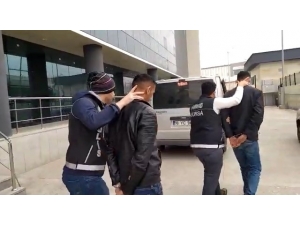 Bursa’da Uyuşturucu Operasyonu: 3 Gözaltı