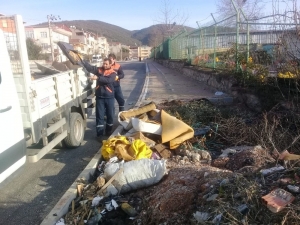 Körfez’de Temizlik Çalışmaları 24 Saat Sürüyor