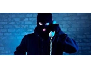 Polisten Vatandaşlara Telefon Dolandırıcılığı Uyarısı