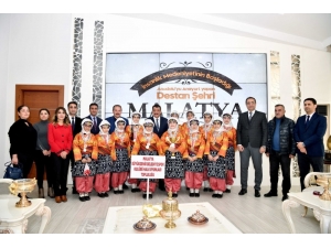 Malatya Birincisi Ekibe Başkan Gürkan’dan Hediye