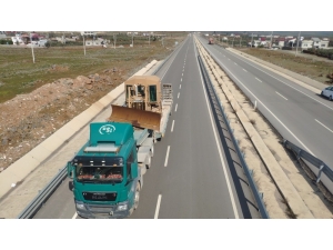 Sınır Birliklerine Tank Sevkıyatı