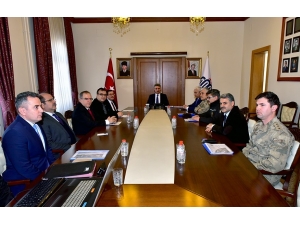 Üniversiteler Güvenlik Toplantısı Yapıldı