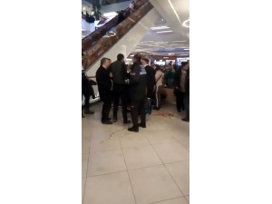 Esenyurt’ta Avm’de Dehşet