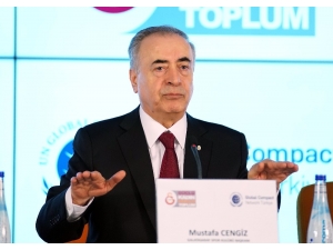 Mustafa Cengiz: "Ben Kadıköy’e Camiamı Temsil Etmeye Gidiyorum. Benim Nasıl Karşılandığım Önemli Değil, Taraftarım Nasıl Karşılanıyor Ona Bakarım"