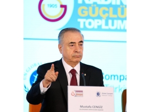 Galatasaray Başkanı Mustafa Cengiz: "Ali Koç’un Açıklamalarını Dinlediğimde, Derbideki Hakemi Etkileyerek Maçı Kazanma Algısı Oluşturmaya Çalıştığını Anladım"