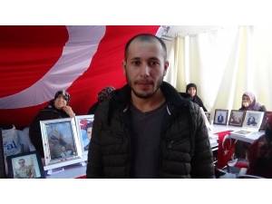 Hdp Önündeki Evlat Nöbetine Bir Aile Daha Katıldı