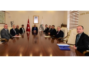 Manisa’da Jeotermal Kaynaklı Teknolojik Sera Çalışmaları Devam Ediyor