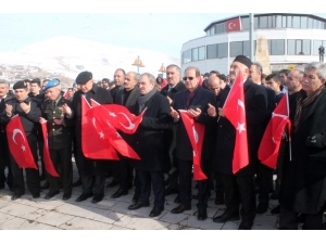 Bayburt’ta Şehitlere Saygı Yürüyüşü