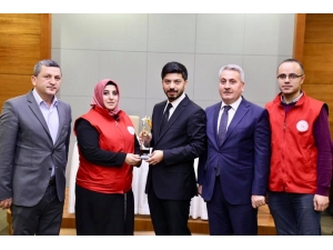 ‘Gülümseyin Geliyoruz’ Projesine Ödül