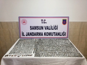 ‘Amisos Hazinelerini’ Satamadan Yakalandılar
