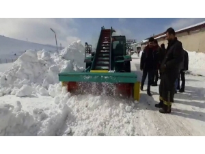 Tatvanlı Girişimciden Yüzde 80’i Yerli Ve Milli Kar Küreme Aracı
