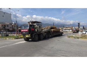 Suriye Sınırına Obüs Sevkiyatı