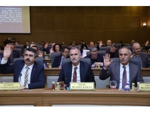 Aktaş: “Yeni Çelikpalas, Yıkılmalı”