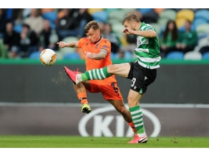 Uefa Avrupa Ligi: Sporting Lizbon: 3 - Medipol Başakşehir: 1 (Maç Sonucu)