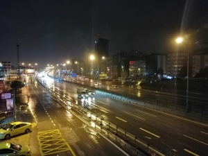 İstanbul’da Karla Karışık Yağmur Gece Boyunca Etkili Oldu