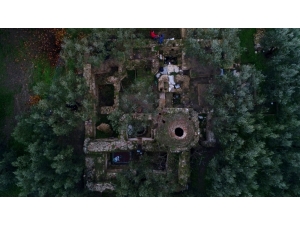 600 Yıllık İznik’teki İlk Hamam Çürüyor