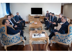 Gaziosmanpaşa’ya Yeni Yüzme Havuzu Müjdesi