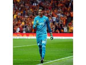 Altay: 26 - Muslera: 16