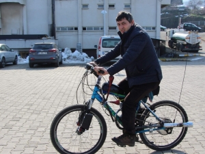 Hayali Olan Otomobili Alamayınca Bisikletine Motor Taktı