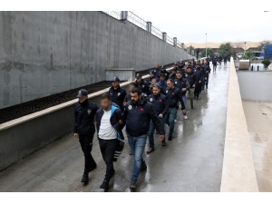 Pkk’nın Gençlik Yapılanması Mensubu 13 Şüpheli Adliyeye Sevk Edildi
