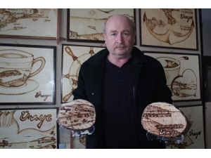 Yakma Sanatı Merakını Açtığı Sergiyle Taçlandırdı