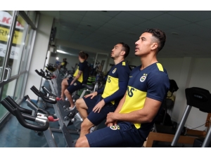 Fenerbahçe’de Derbi Hazırlıkları Sürüyor