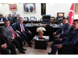 Başkan Böcek: “Alanyaspor Tesislerini Yapacağız”