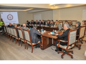 Van’da Otobüs Kazalarının Önlenmesine Yönelik Toplantı