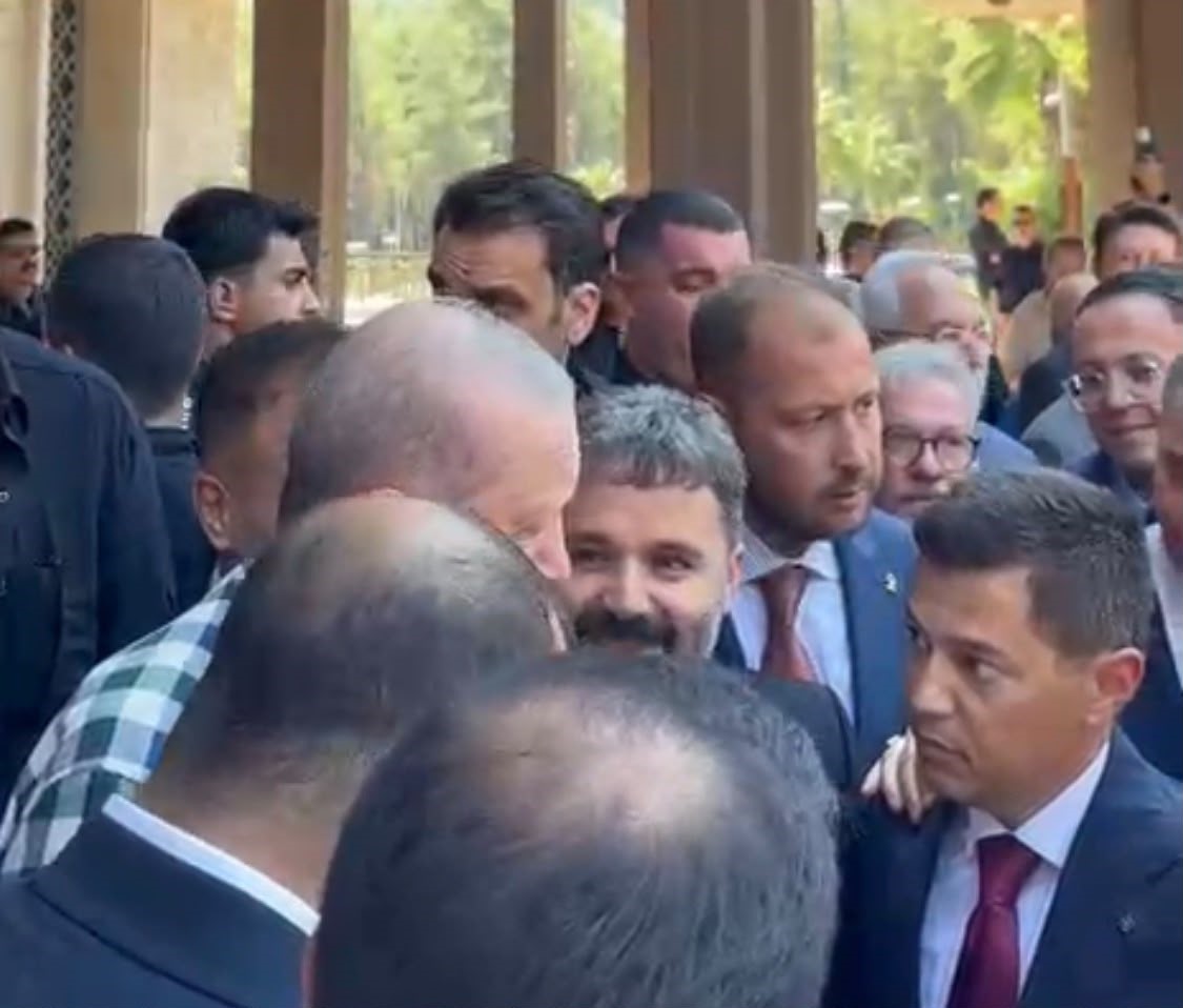 cumhurbaskani-erdogan-marmaris-te-vatandaslarla-bulustu